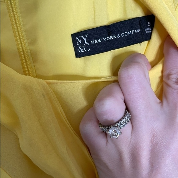 New York and Company Buttercup Yellow Pocket workwear Dress Small - Picture 5 of 5